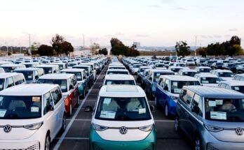Trump quiere matar los estándares de emisión de California. Esto es lo que significa para vehículos eléctricos