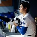Dodgers 'Shohei Ohtani jonrones dos veces para detener la sequía de 10 juegos