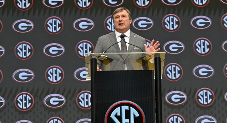 Kirby Smart abre el campamento de pretemporada para la décima temporada en Georgia con un equipo joven después del título de 2024 SEC