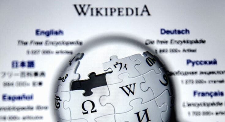 Cómo un editor de Wikipedia ha desenredado la "operación de autopromoción más grande" en la historia del sitio