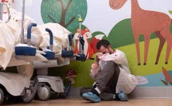 `` Pitt '', "adolescencia" atrae a los espectadores con situaciones difíciles