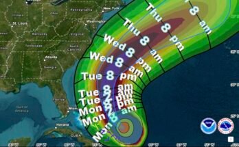El huracán Erin debería traer inundaciones en ciertas partes de bancos al aire libre en la costa de Carolina del Norte, pero los pronosticadores dicen que la gran tormenta también traerá corrientes resbaladizas y otras condiciones peligrosas a una gran franja de la costa este.
