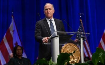 El fiscal general de Washington, DC, Brian Schwalb, ha puesto a Acción Legal disputando lo que él llama el "El intento ilegal del gobierno federal de tomar el control del Departamento de Policía Metropolitana del Distrito de Columbia."